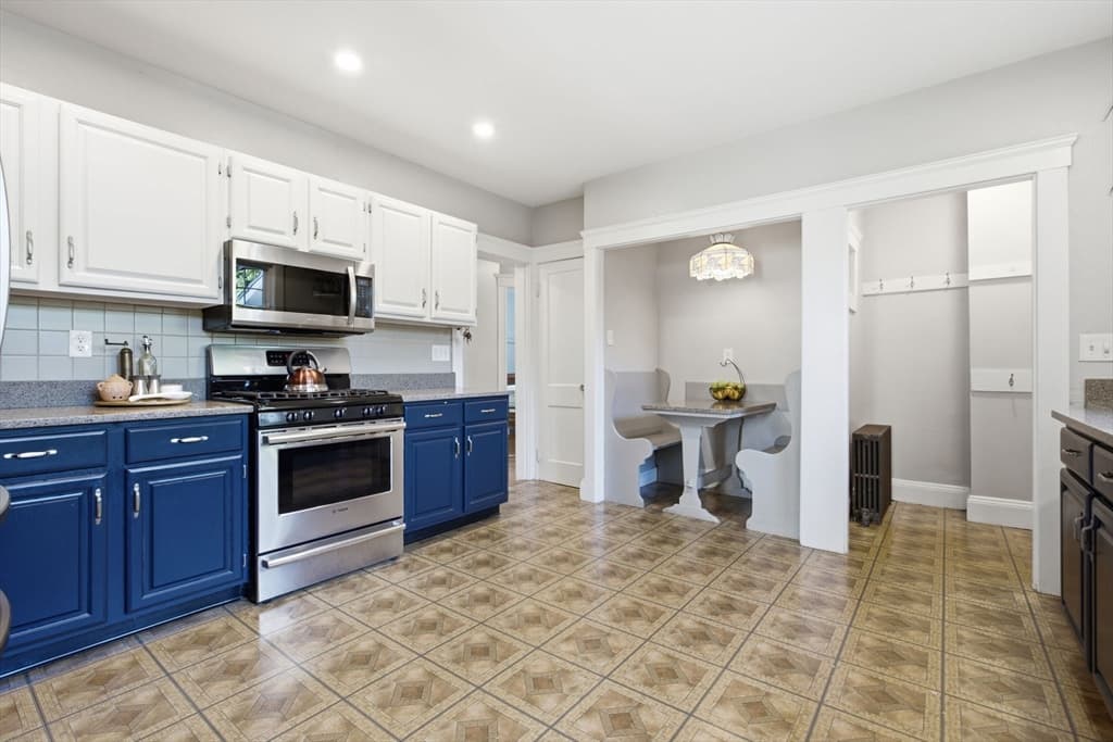 79 Orange Street, Reading MA 01867 photo 14