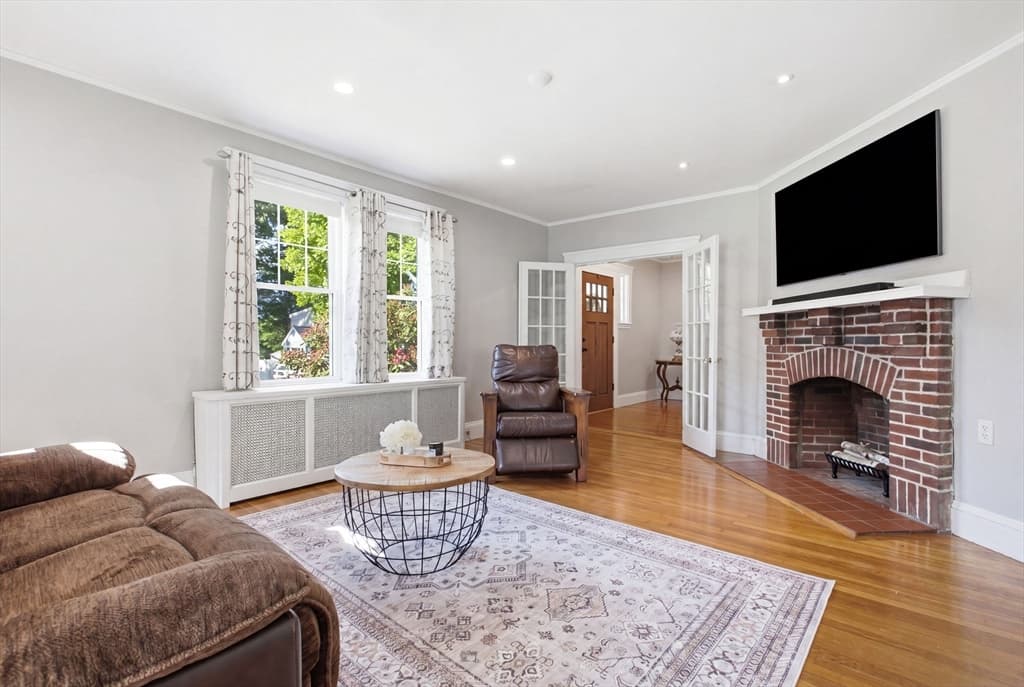 79 Orange Street, Reading MA 01867 photo 11