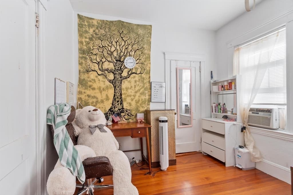 562 Main St, Medford MA 02155 photo 20
