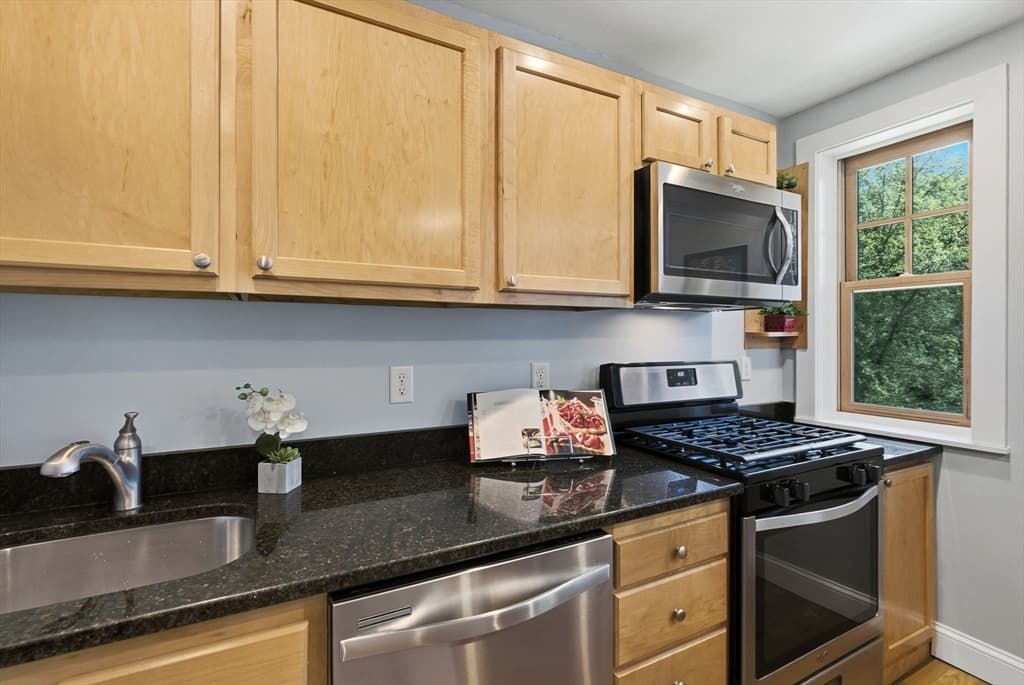 Condominium at 55 Magazine Street # 21, Cambridge MA 02139, photo 6 of 23