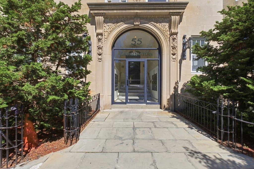 Condominium at 55 Magazine Street # 21, Cambridge MA 02139, photo 21 of 23