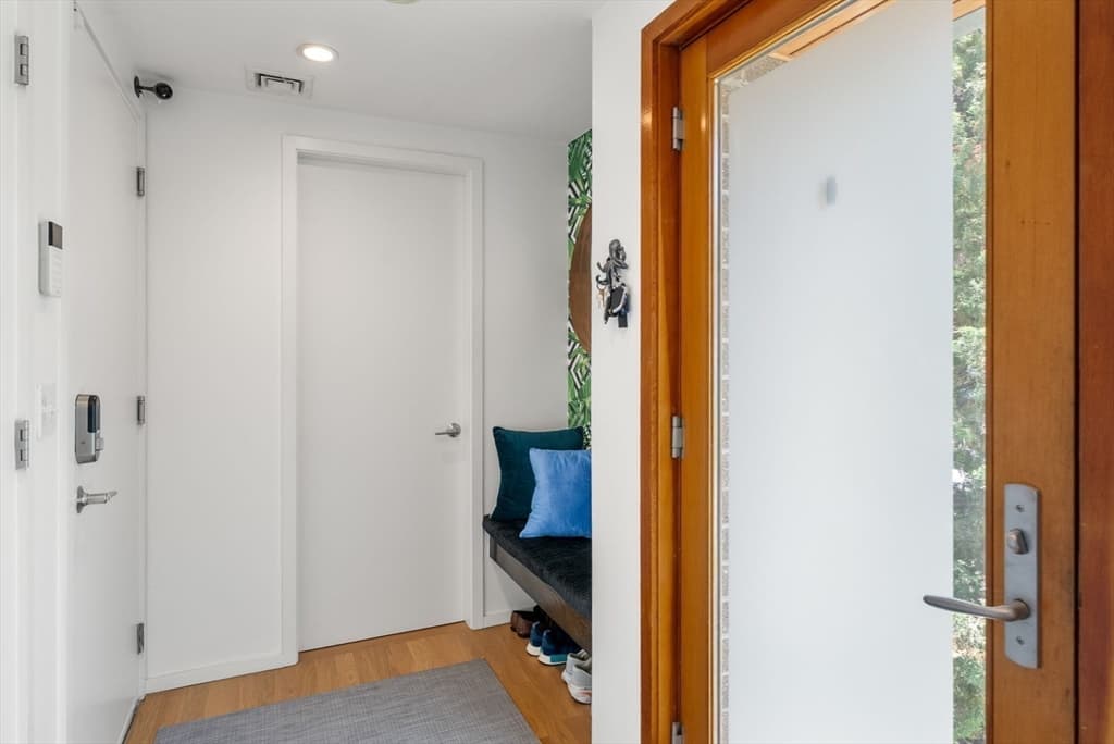 Condominium at 3 Dorchester # 3J, Boston MA 02127, Boston, photo 34 of 36