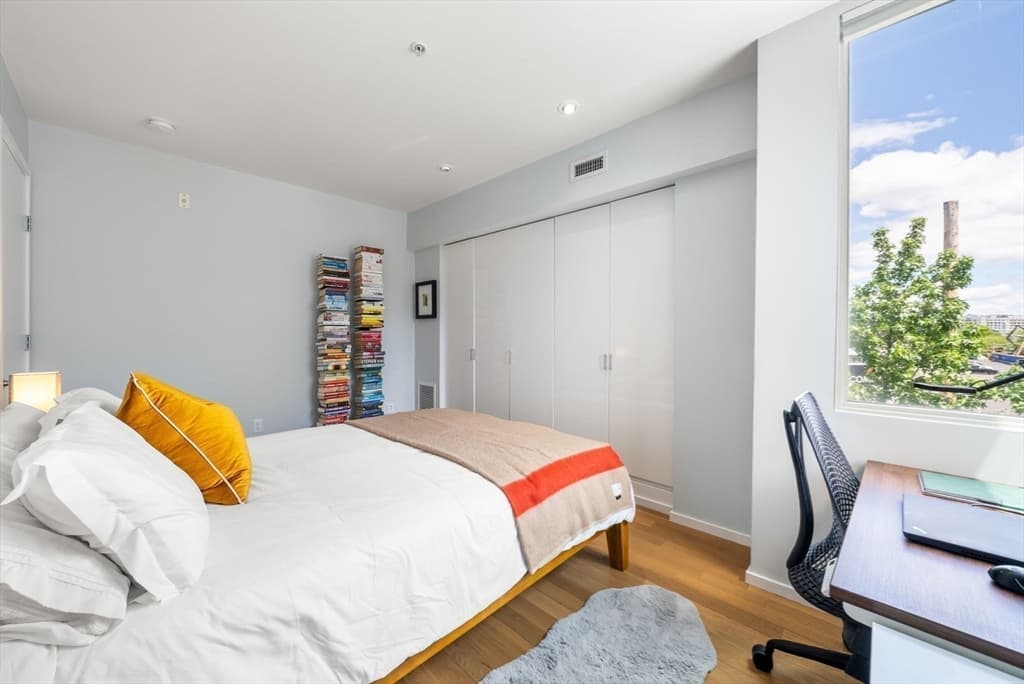 Condominium at 3 Dorchester # 3J, Boston MA 02127, Boston, photo 14 of 36