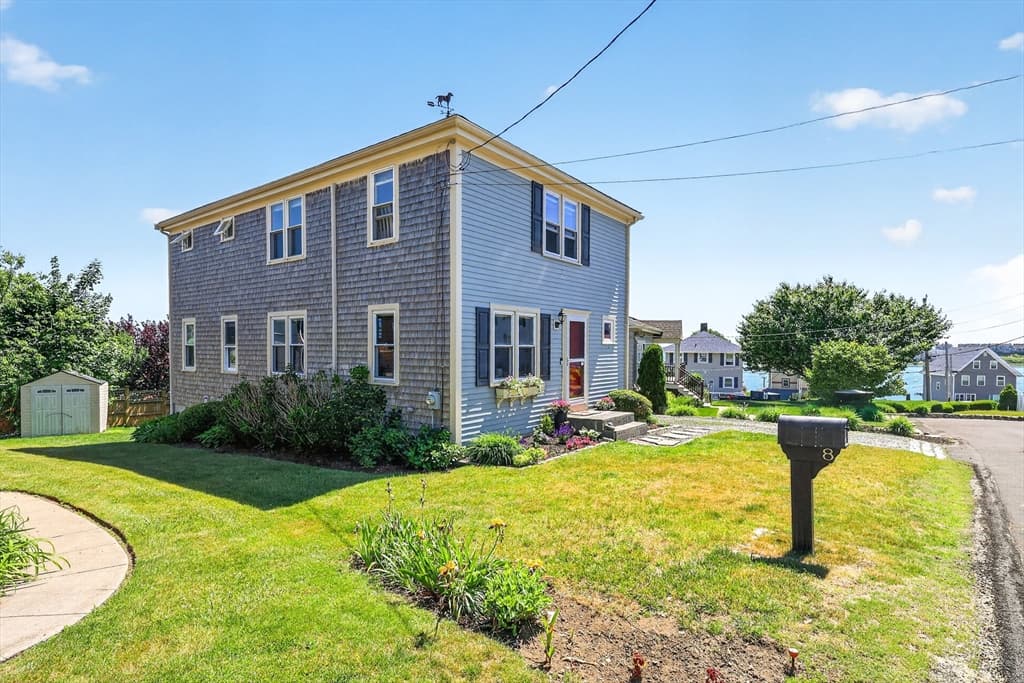 8 Standish Avenue, Hull MA 02045
