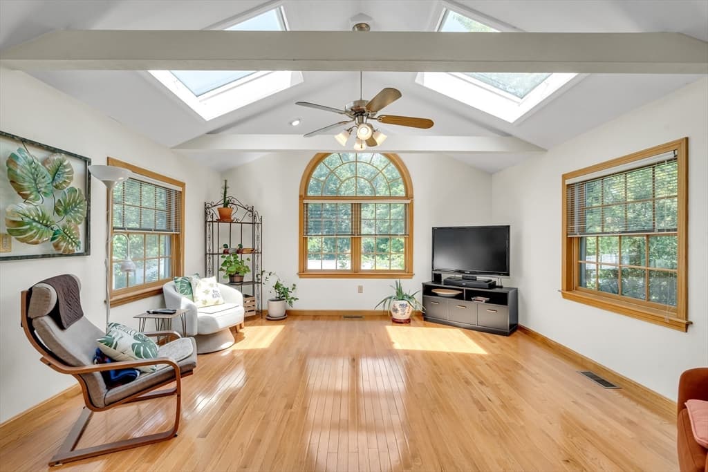 Single Family Residence at 2 Sandspur Lane, North Reading MA 01864, North Reading, photo 9 of 39