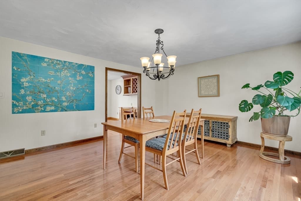 Single Family Residence at 2 Sandspur Lane, North Reading MA 01864, North Reading, photo 10 of 39