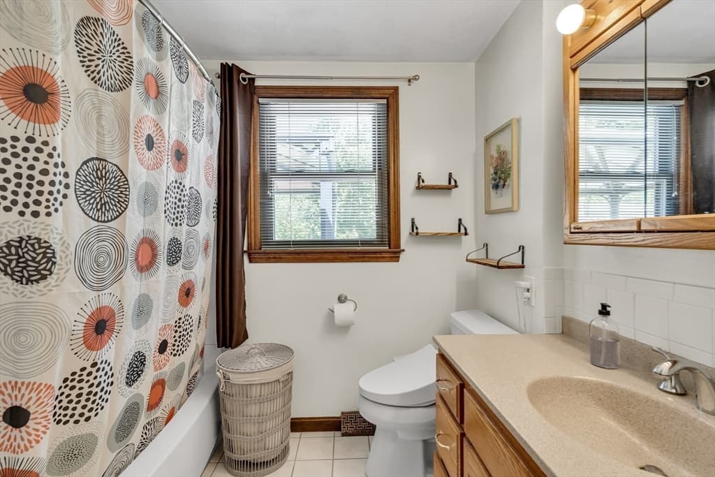 Single Family Residence at 2 Sandspur Lane, North Reading MA 01864, North Reading, photo 19 of 39