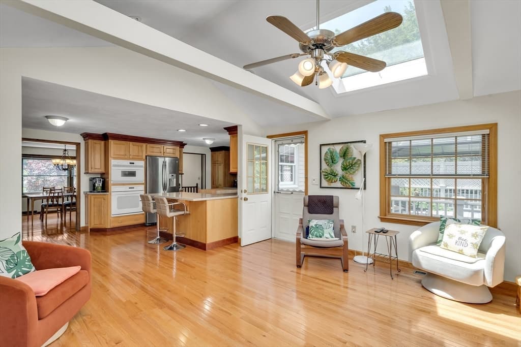 Single Family Residence at 2 Sandspur Lane, North Reading MA 01864, North Reading, photo 8 of 39