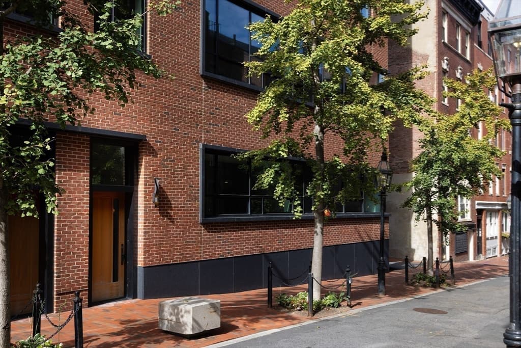 Condominium at 45 Temple St # 103, Boston MA 02114, photo 15 of 16
