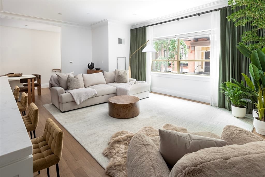 Condominium at 45 Temple St # 103, Boston MA 02114, photo 4 of 16