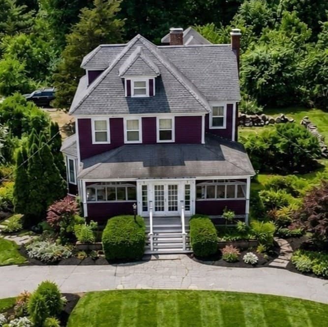 Single Family Residence at 316 Middlesex Ave, Wilmington MA 01887, photo 2 of 39