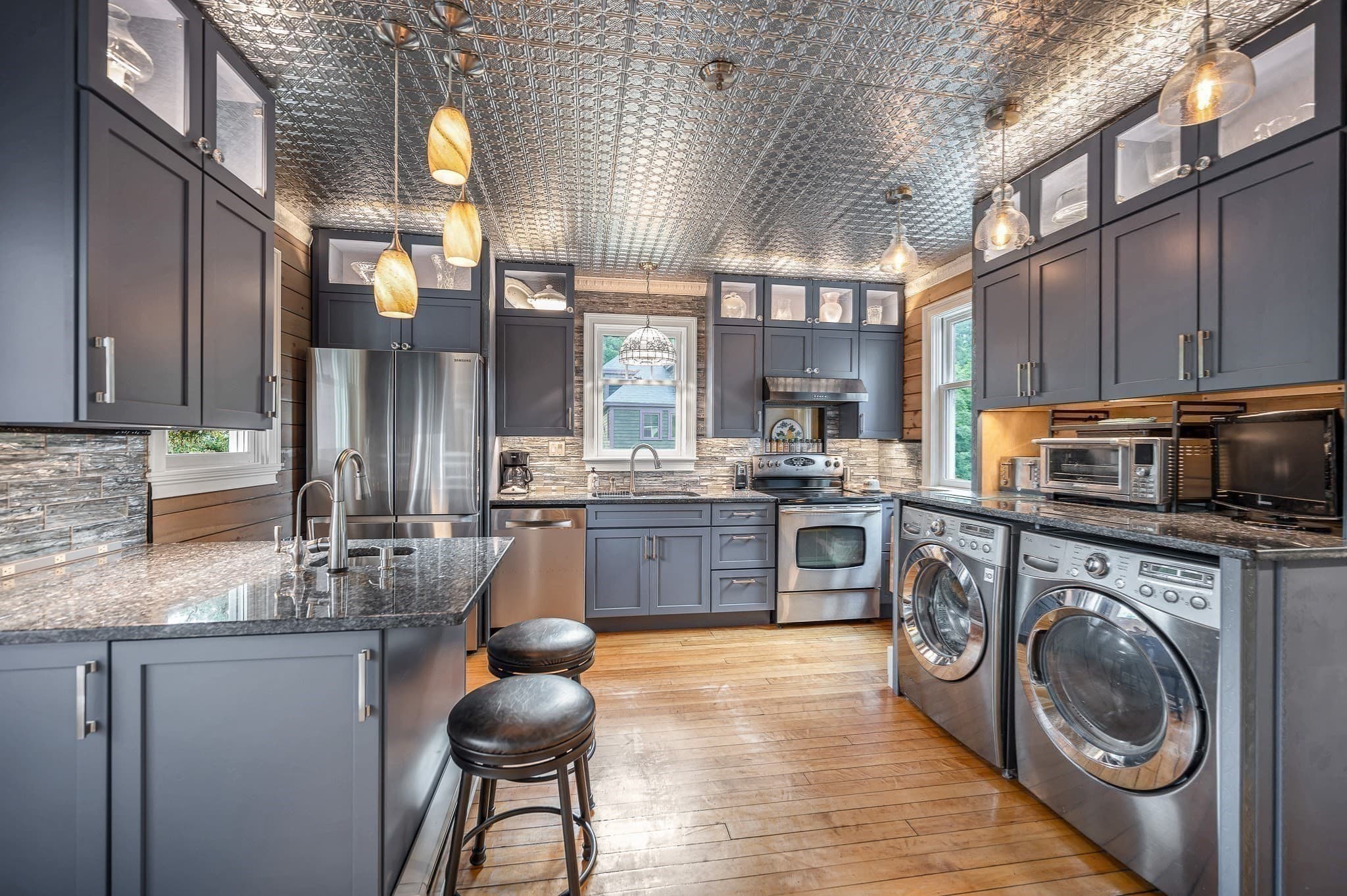Single Family Residence at 316 Middlesex Ave, Wilmington MA 01887, photo 7 of 39