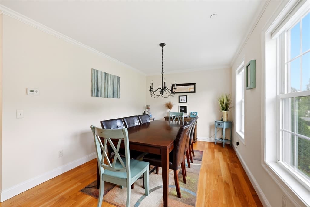 Single Family Residence at 4 N Hills Ln, Wilbraham MA 01095, photo 11 of 40