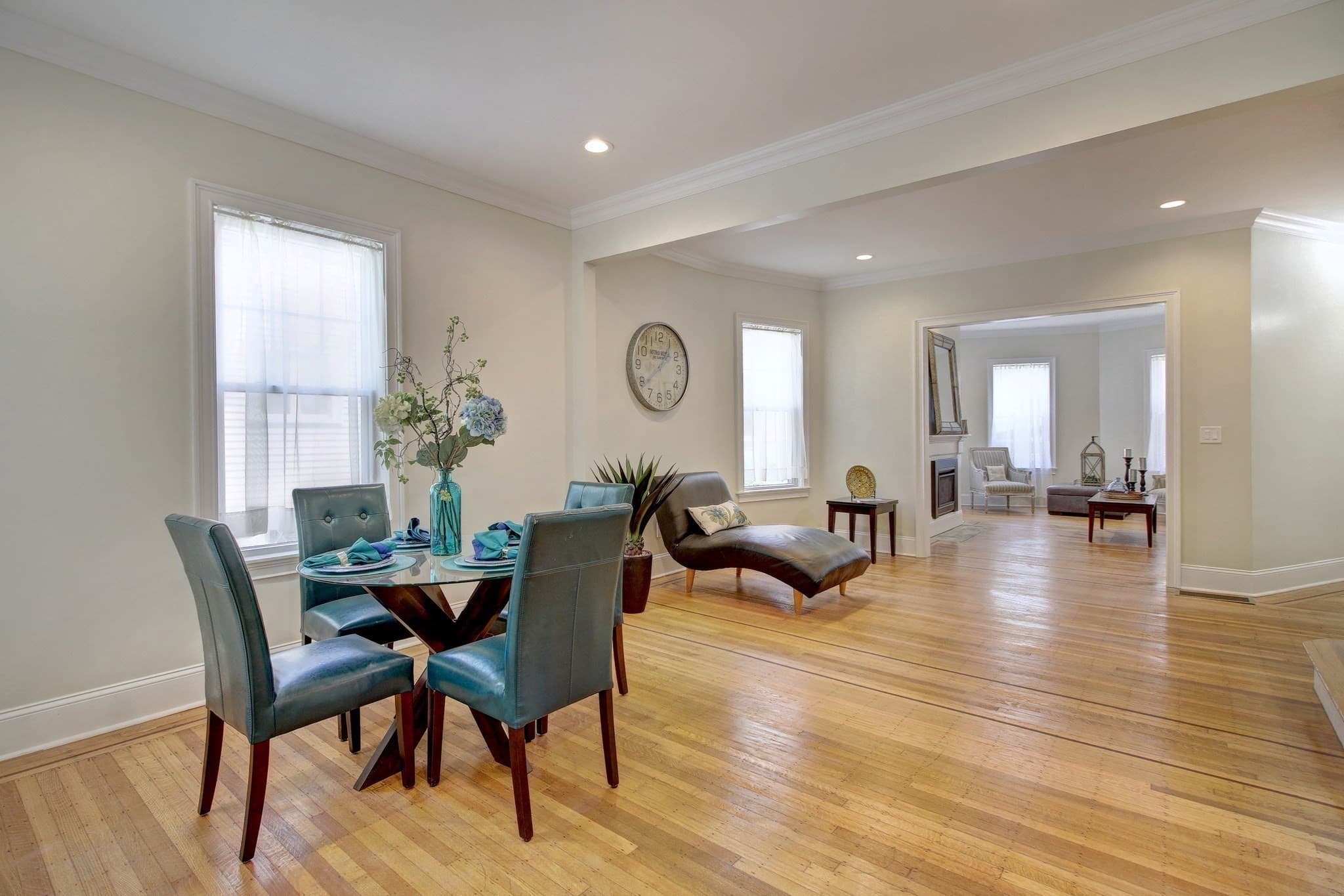 Single Family Residence at 287 Walnut Ave, Boston MA 02119, photo 10 of 36