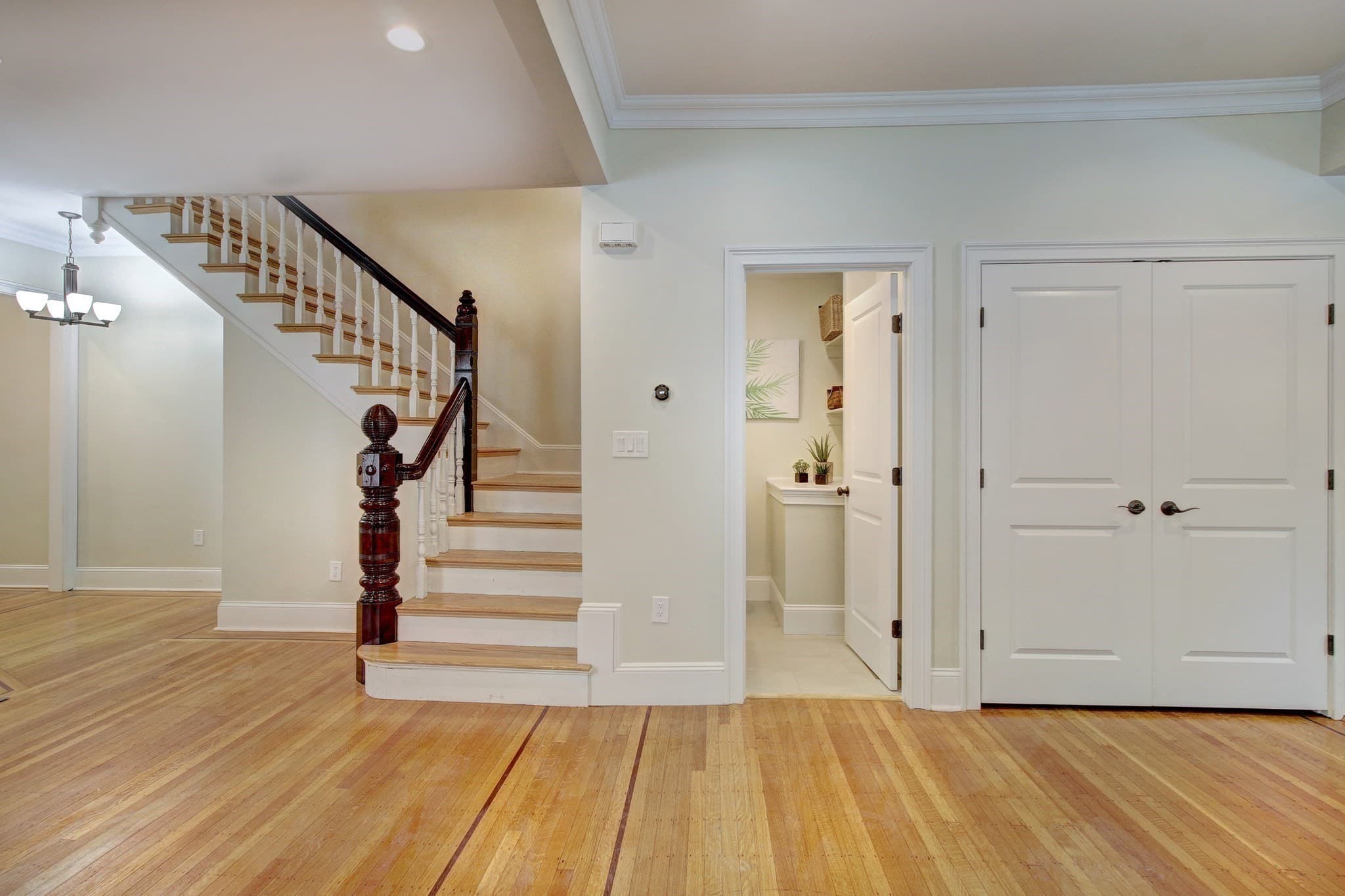 Single Family Residence at 287 Walnut Ave, Boston MA 02119, photo 11 of 36