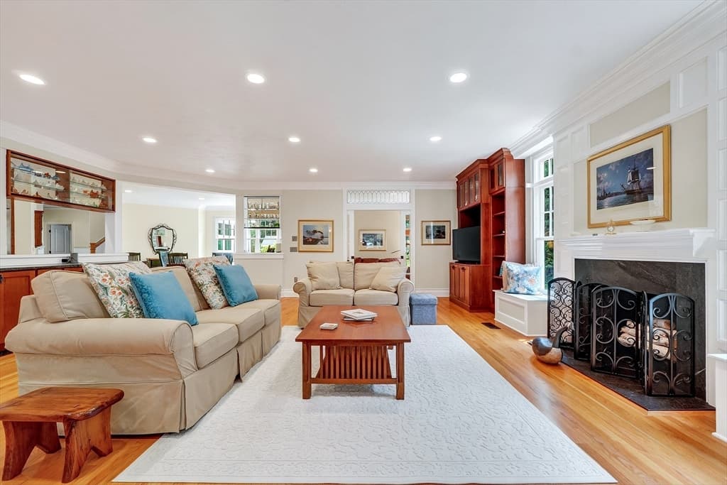 Single Family Residence at 10 Rockmeadow Road, Westwood MA 02090, Westwood, photo 3 of 38