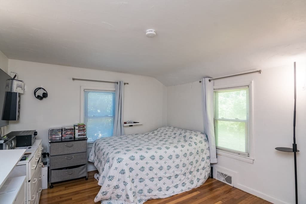 Single Family Residence at 1466-1468 Page Blvd, Springfield MA 01104, Springfield, photo 38 of 42