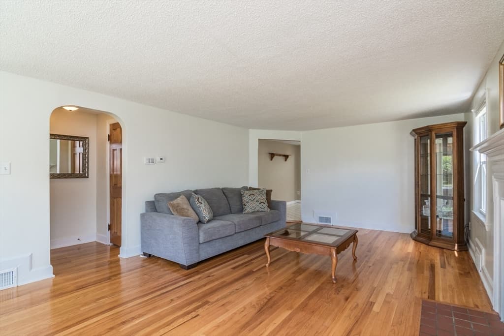 Single Family Residence at 1466-1468 Page Blvd, Springfield MA 01104, Springfield, photo 15 of 42