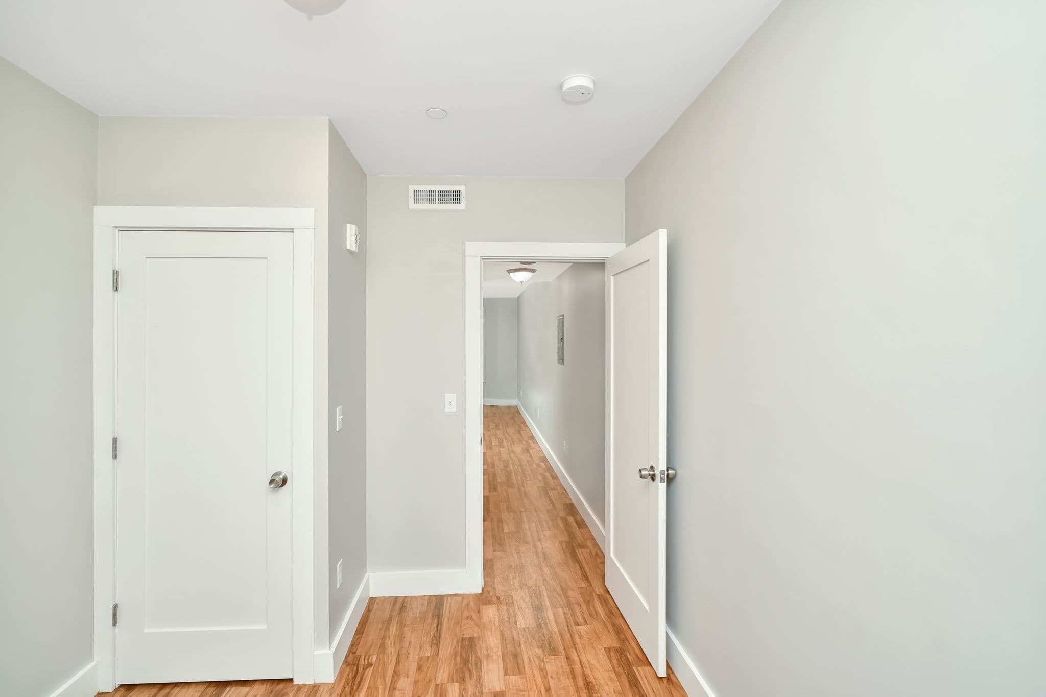 5-9 Family at 223-227 Washington Street, Boston MA 02121, Boston, photo 11 of 27