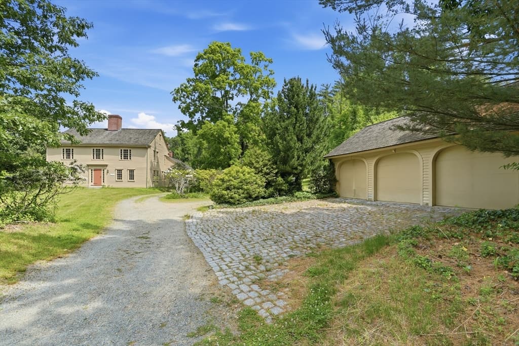 20 Powder Mill Road, Concord MA 01742 photo 2