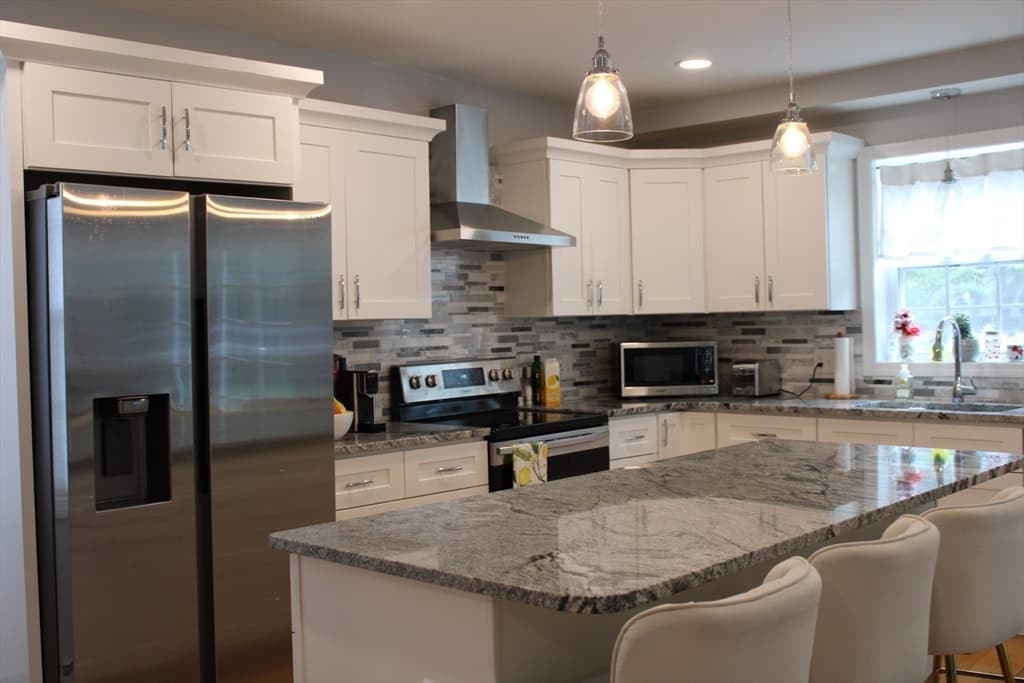 307 Main St, Lancaster MA 01523 photo 6