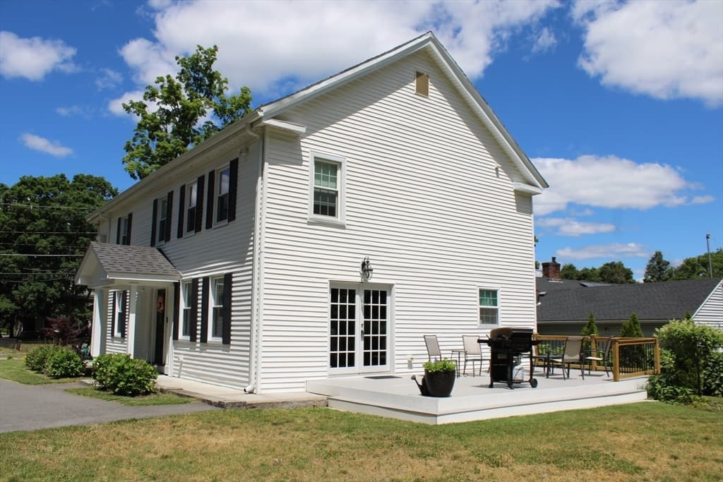 307 Main St, Lancaster MA 01523 photo 3