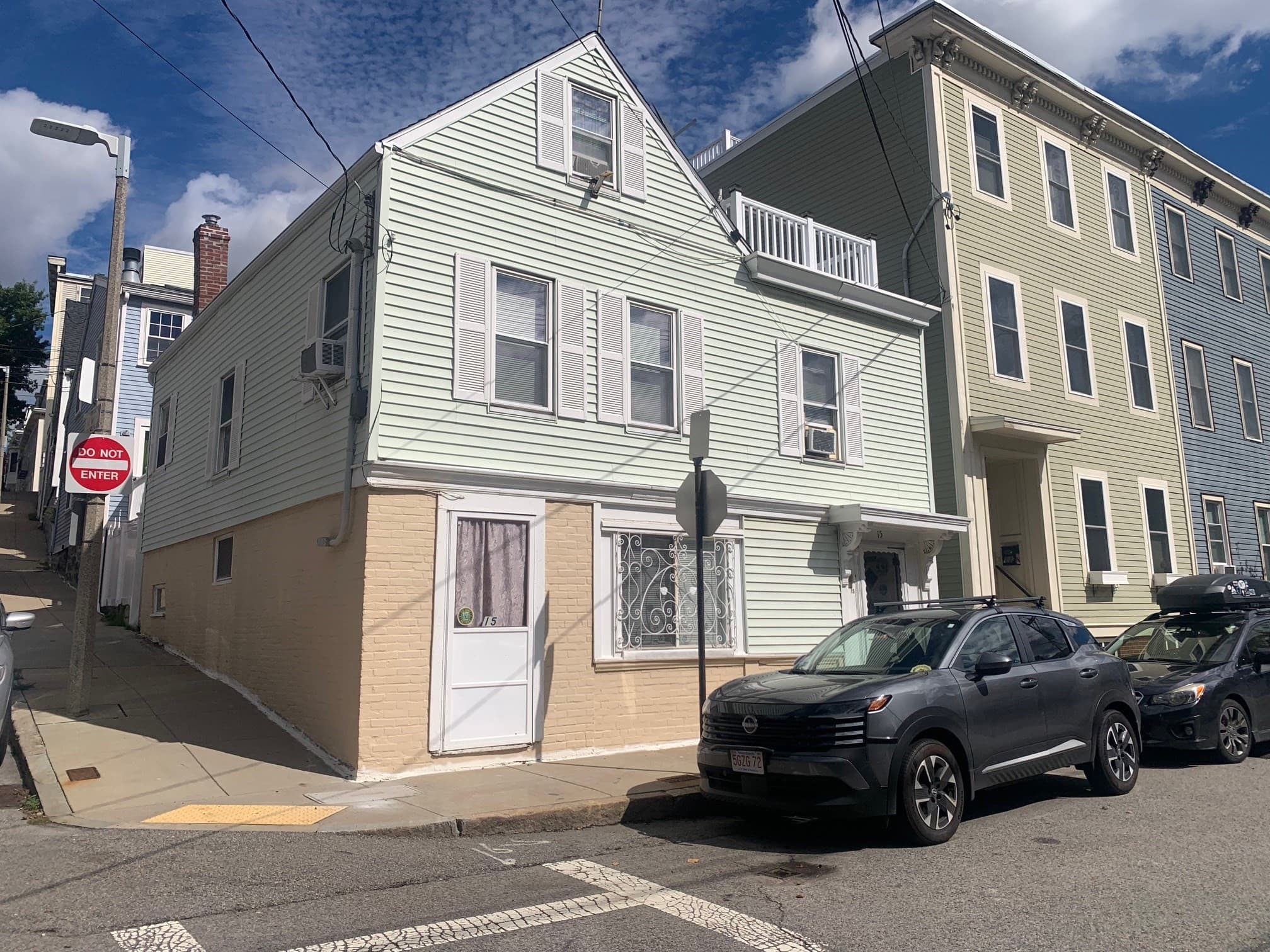 15 Russell St, Boston MA 02129