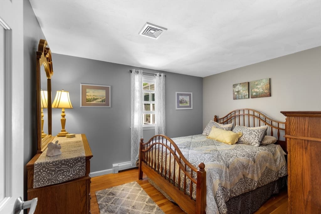 Single Family Residence at 45 Sierra Way, Yarmouth MA 02673, photo 12 of 33