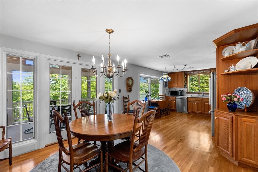 Single Family Residence at 45 Sierra Way, Yarmouth MA 02673, photo 5 of 33
