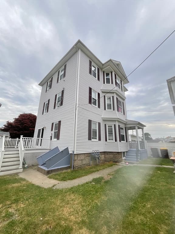 953 Globe St, Fall River MA 02724 photo 2