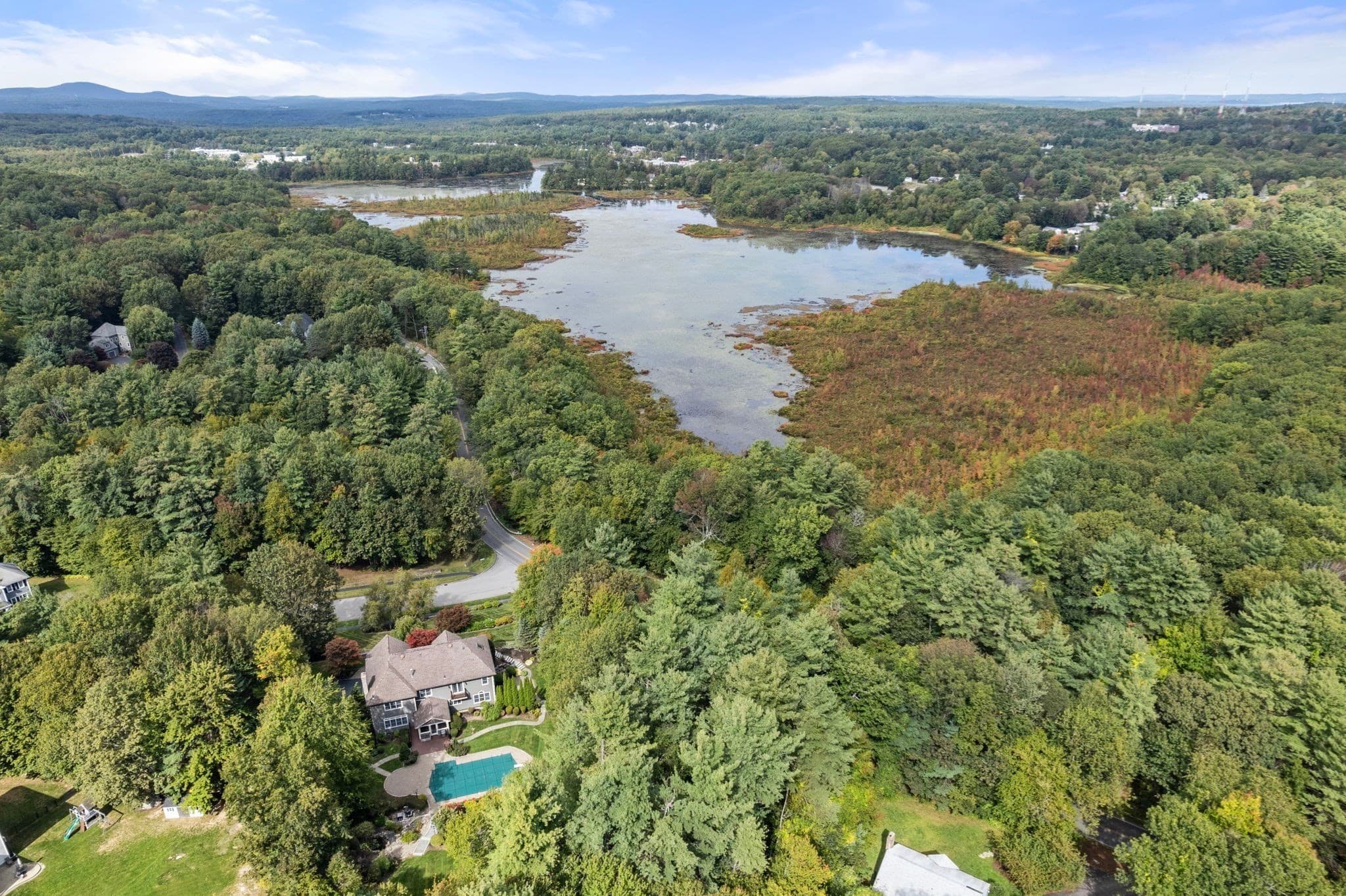 Single Family Residence at 253 Cranbrook Dr, Holden MA 01520, photo 12 of 42