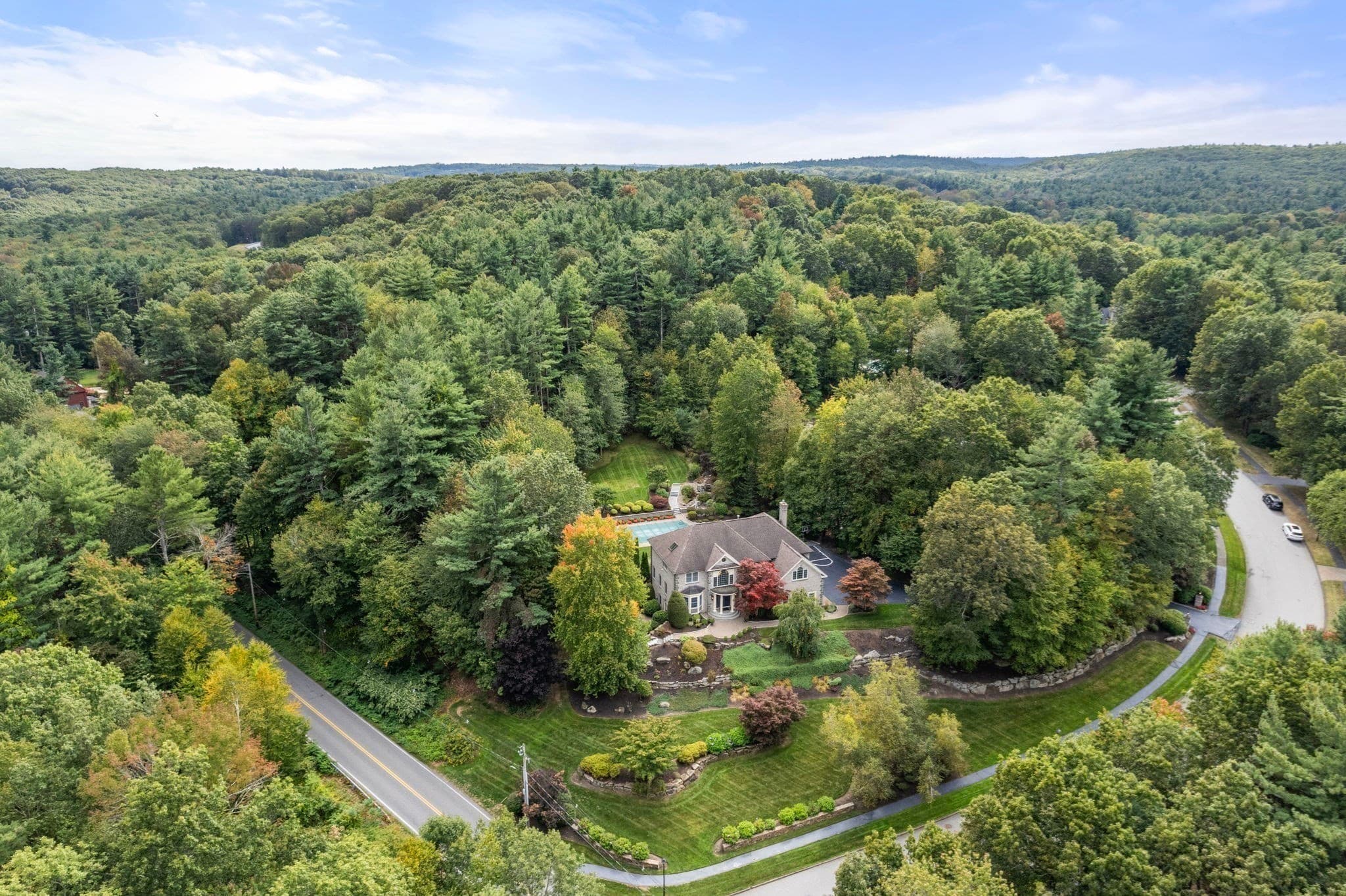 253 Cranbrook Dr, Holden MA 01520