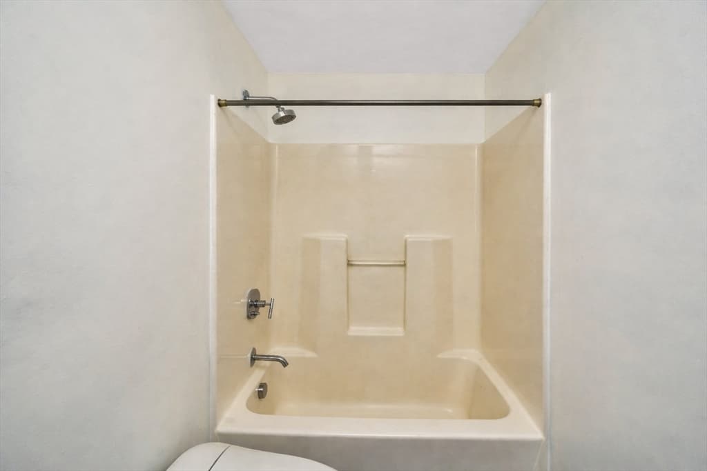 146 Court St # 604, Brockton MA 02302 photo 12