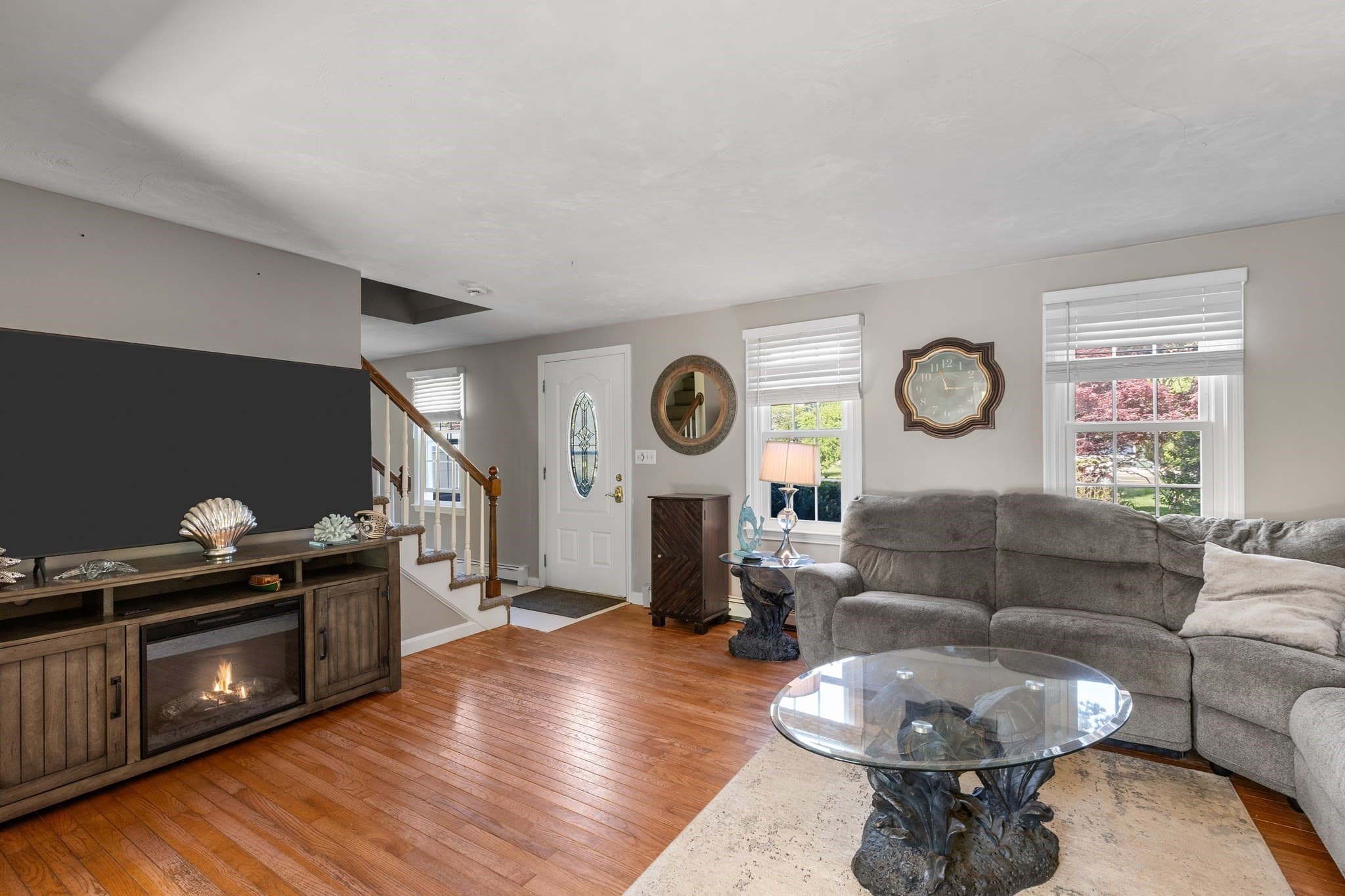 Single Family Residence at 30 Sheffield Place, Mashpee MA 02649, photo 4 of 24