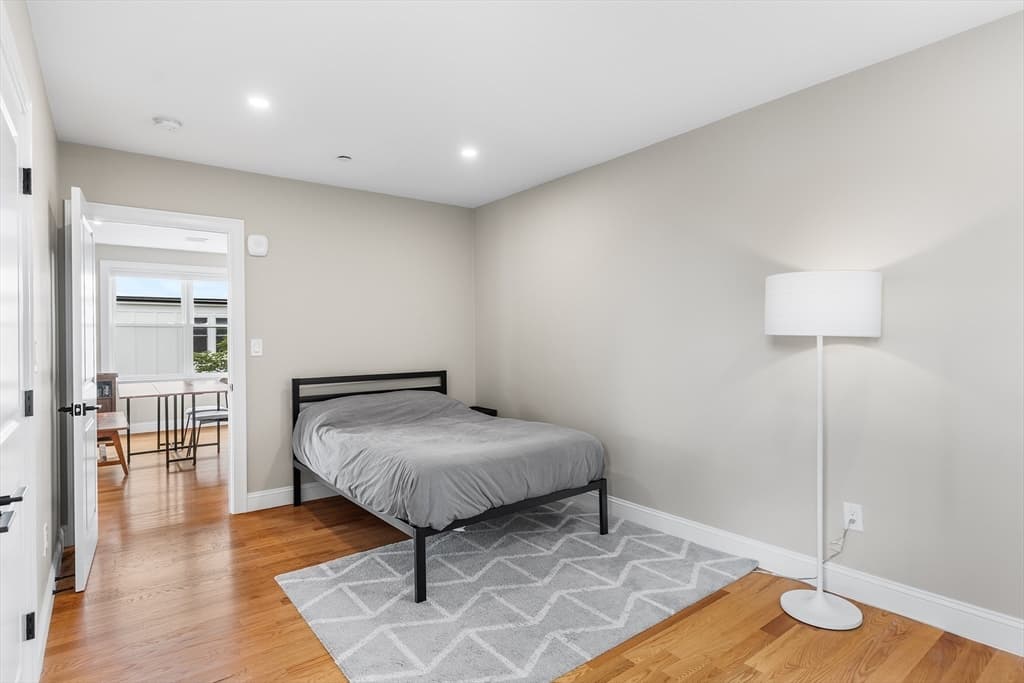 Condominium at 170 Bradford St # 3, Everett MA 02149, Everett, photo 16 of 31