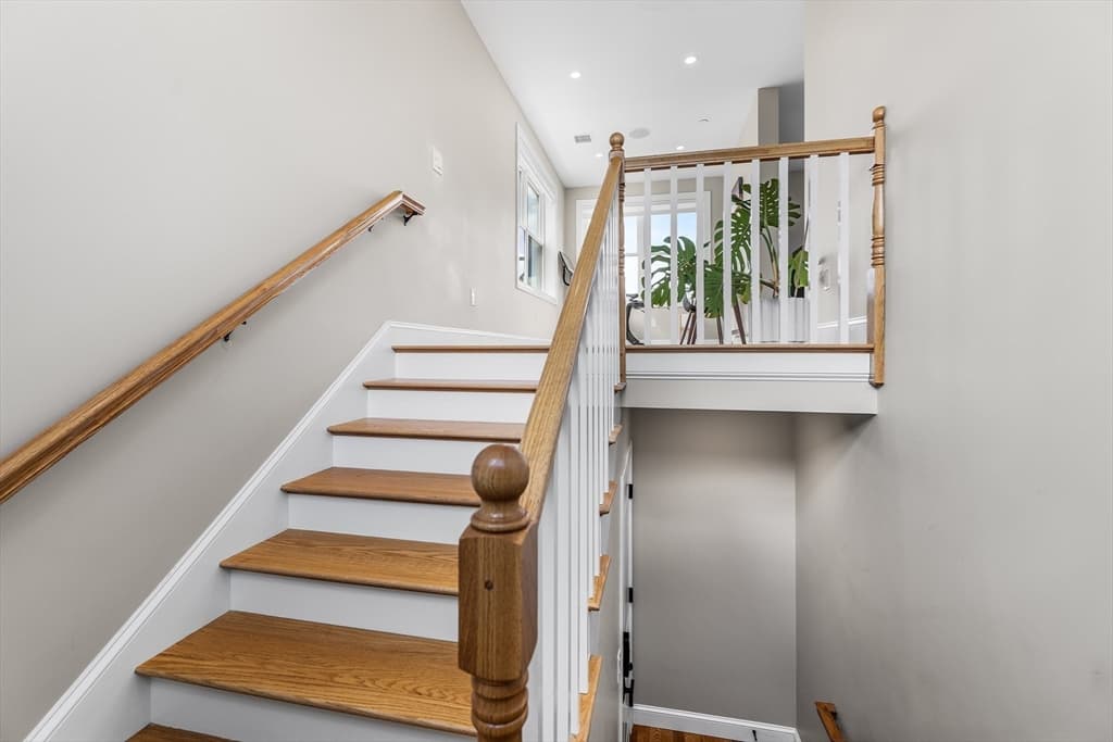 Condominium at 170 Bradford St # 3, Everett MA 02149, Everett, photo 24 of 31