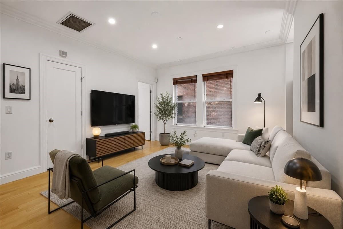 7 Stillman Pl # 5, Boston MA 02113