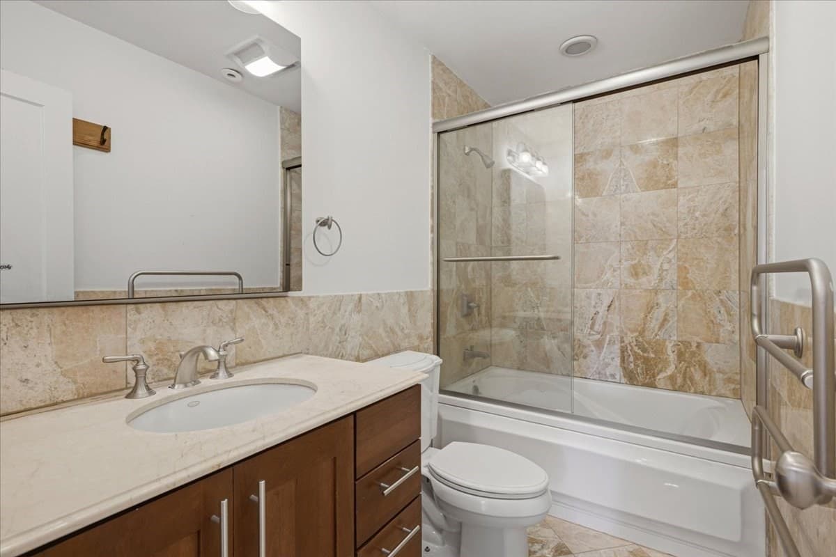 Condominium at 7 Stillman Pl # 5, Boston MA 02113, photo 15 of 17