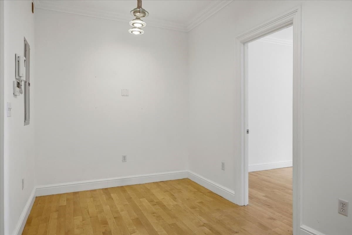Condominium at 7 Stillman Pl # 5, Boston MA 02113, photo 8 of 17
