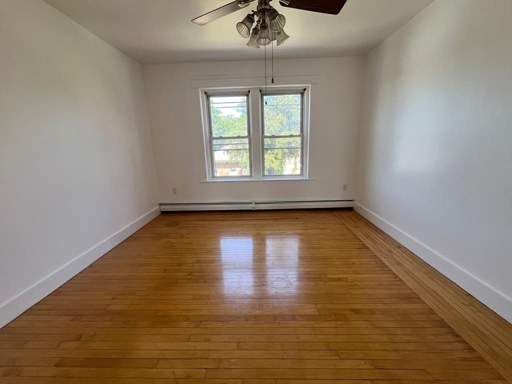 29 Irving Street # 8, Worcester MA 01609 photo 2