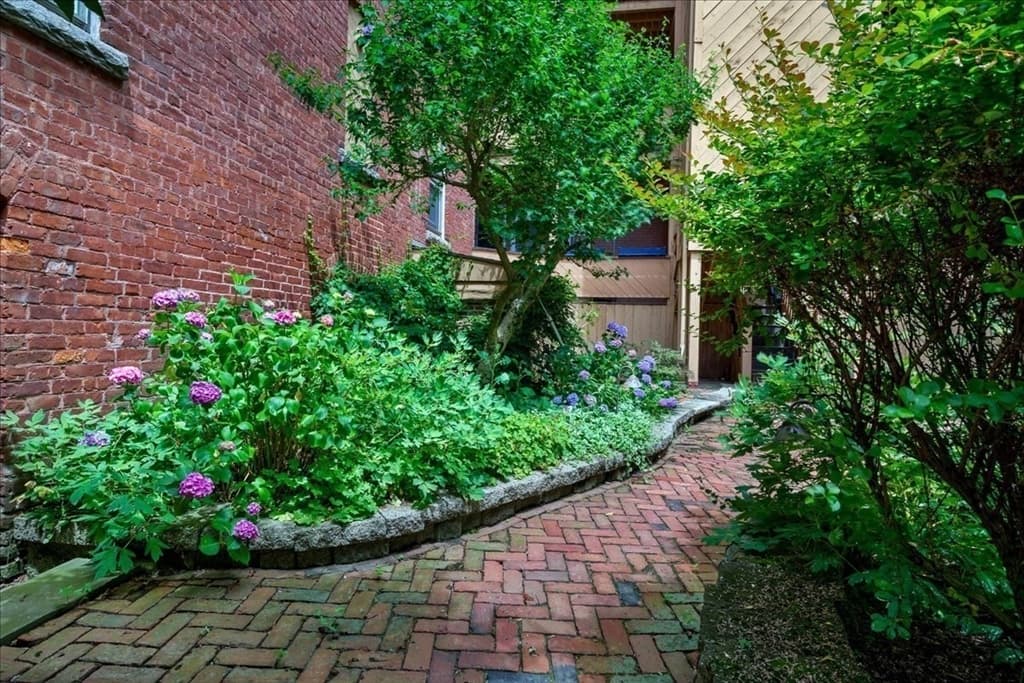 29 Irving Street # 8, Worcester MA 01609 photo 22