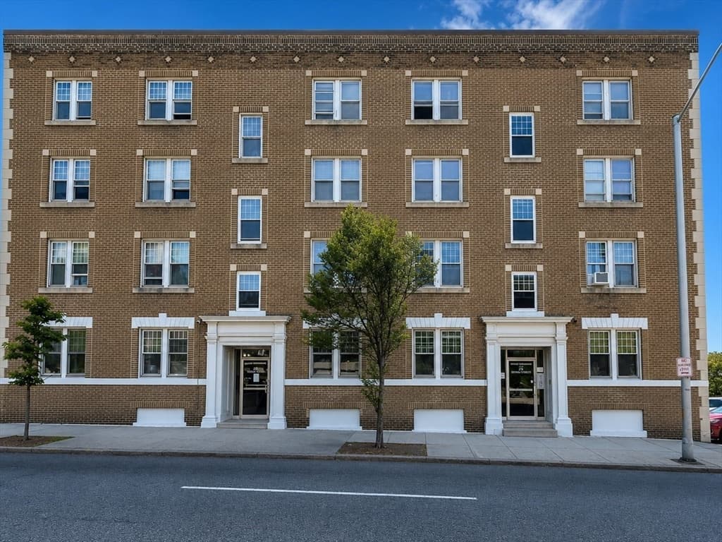 29 Irving Street # 8, Worcester MA 01609 photo 20