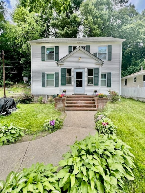86 Beaverbrook Pkwy, Worcester MA 01603