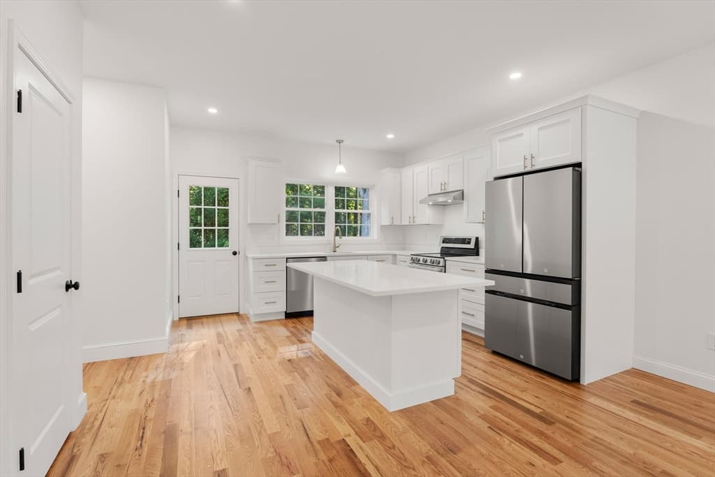 51 Spencer # A, Millis MA 02054 photo 7