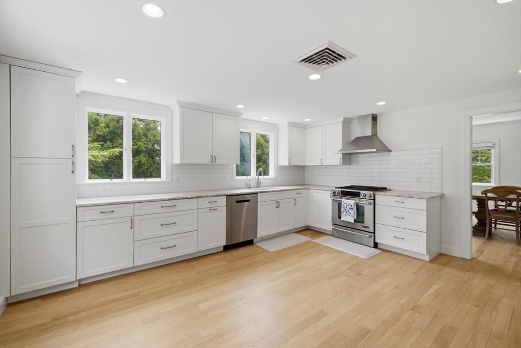 181 Rutledge Road, Belmont MA 02478 photo 4