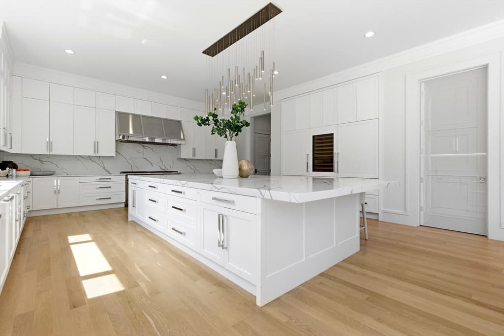 33 Sears Rd, Brookline MA 02445 photo 14