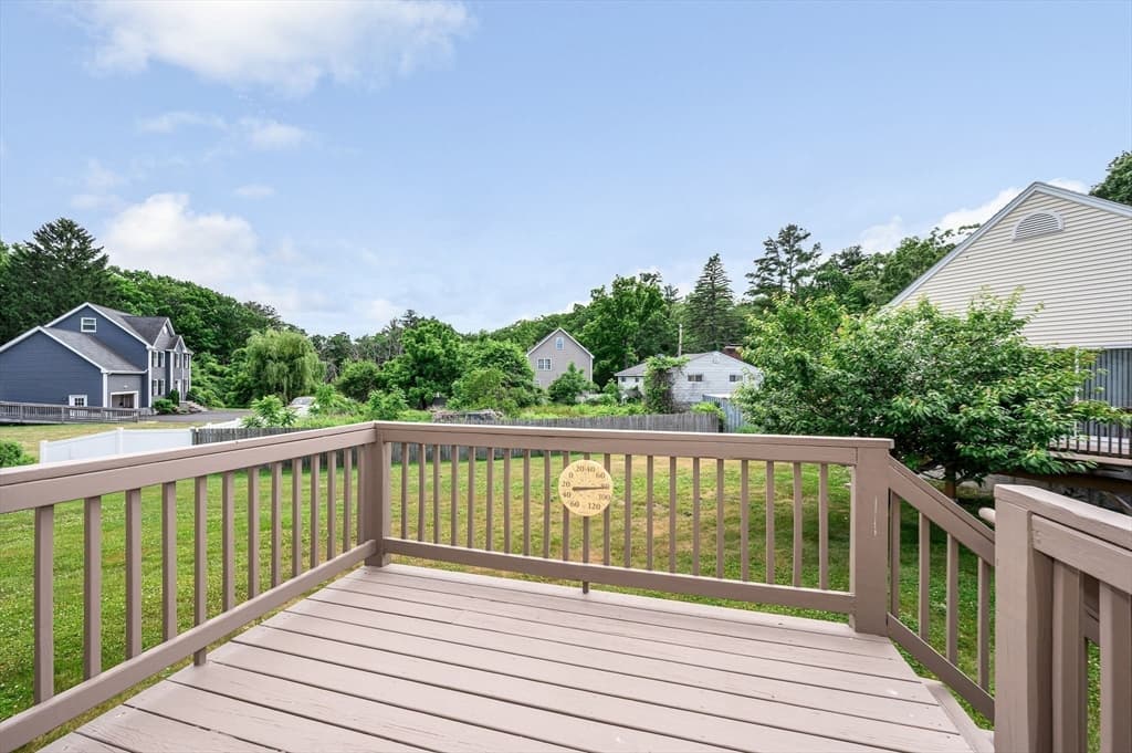 Condominium at 24 Royal Ave # 24, Dracut MA 01826, photo 22 of 26