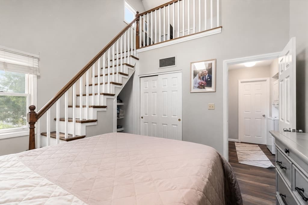 Condominium at 54 Crescent Ave, Boston MA 02125, photo 11 of 23
