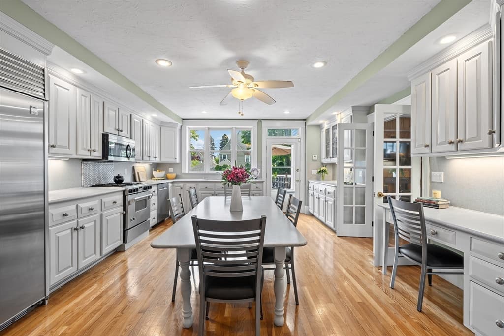 Single Family Residence at 128 Prospect Ave, Quincy MA 02170, Quincy, photo 13 of 42