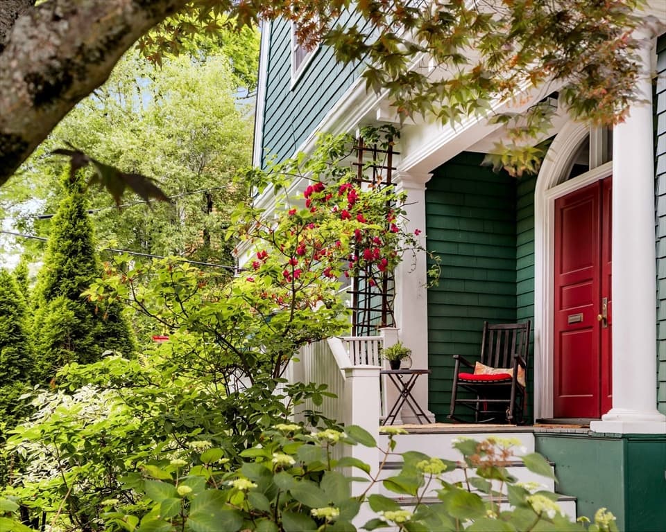 86 Avon Hill Street, Cambridge MA 02140 photo 3